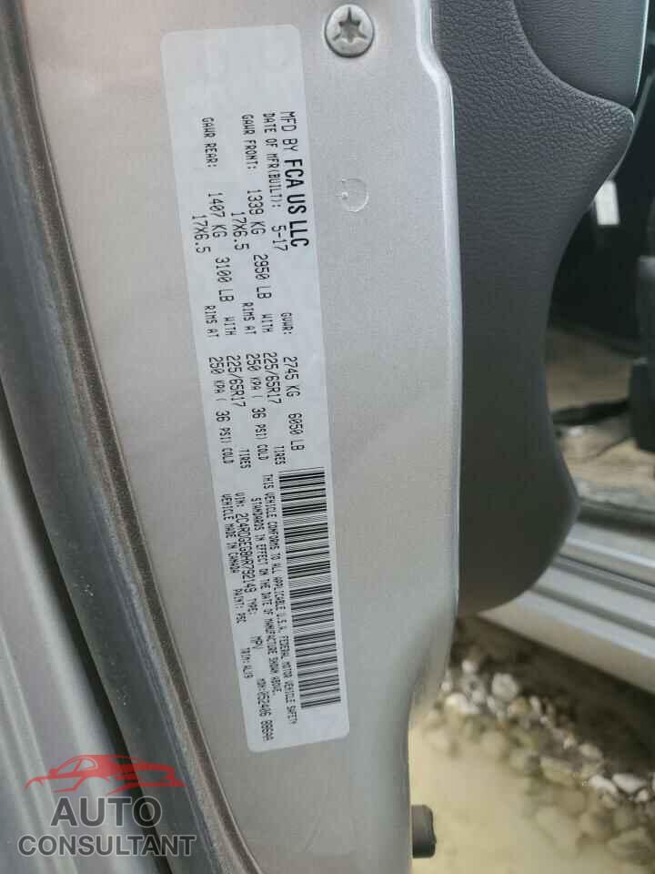 DODGE CARAVAN 2017 - 2C4RDGEG8HR792149