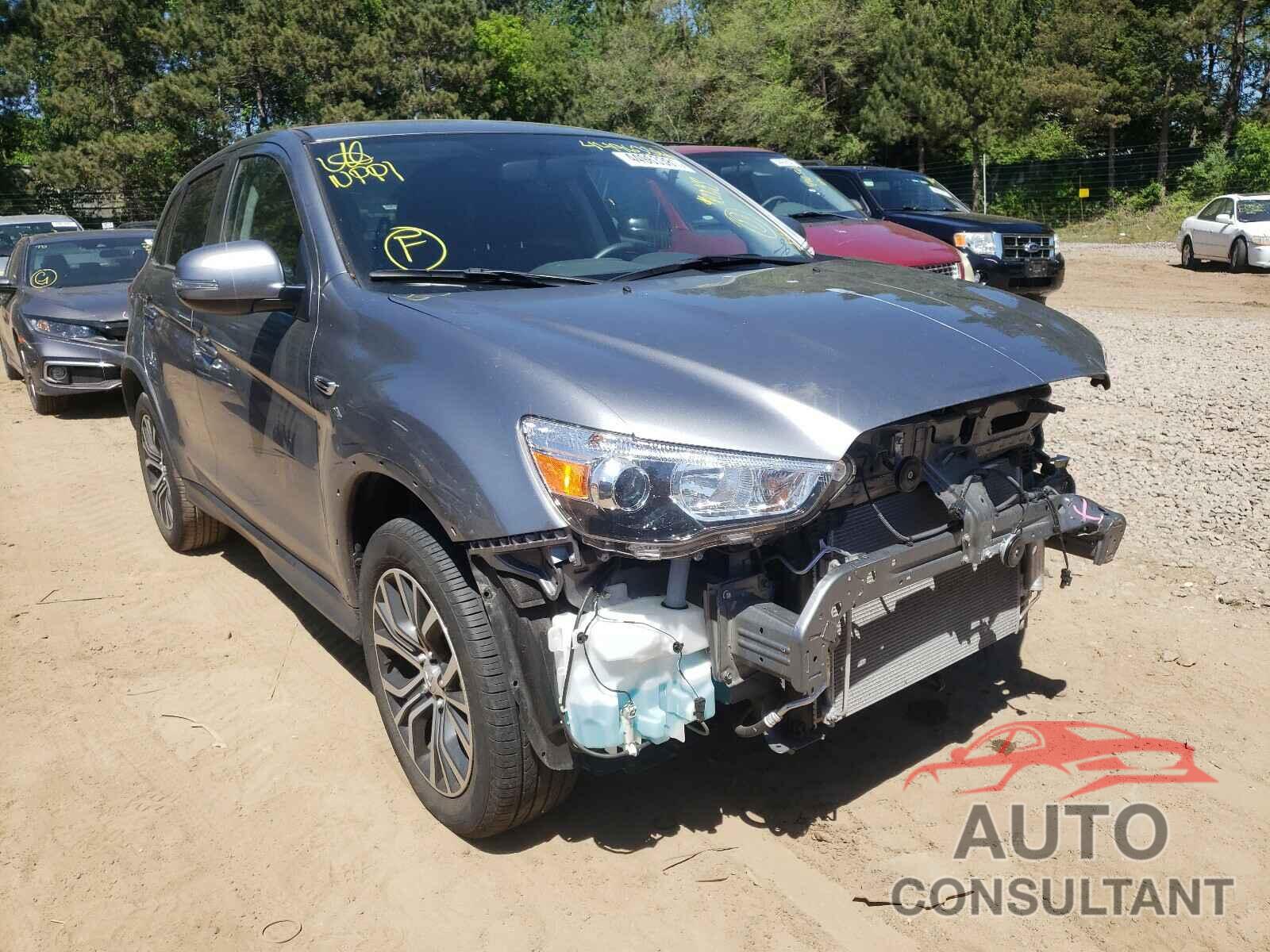 MITSUBISHI OUTLANDER 2019 - JA4AR3AUXKU009274