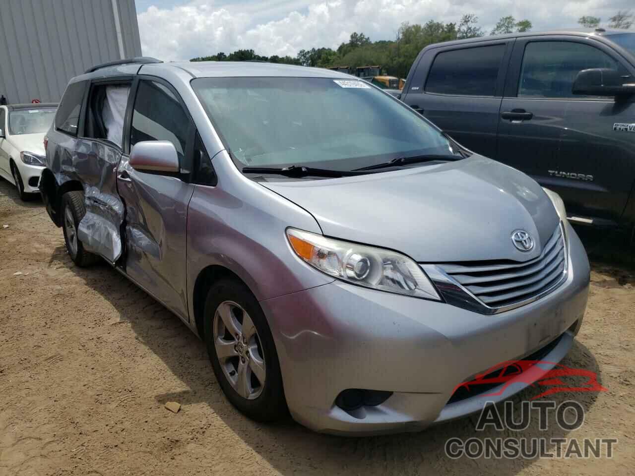 TOYOTA SIENNA 2017 - 5TDKZ3DC4HS804959