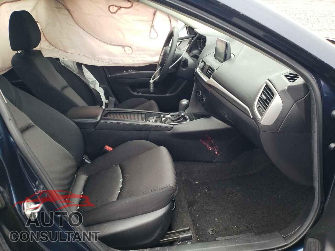 MAZDA 3 2017 - 3MZBN1U7XHM140912