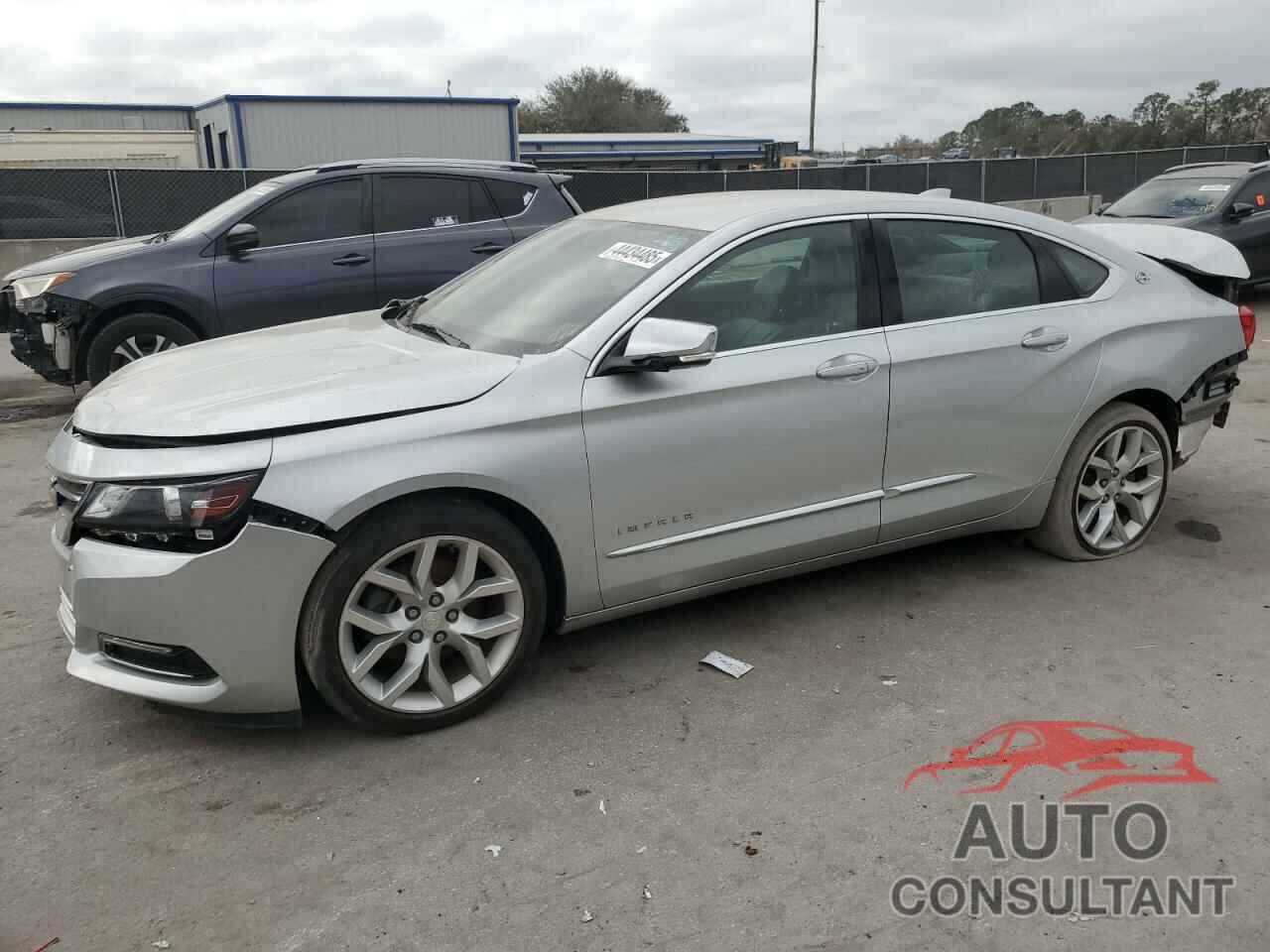 CHEVROLET IMPALA 2018 - 1G1125S38JU101311