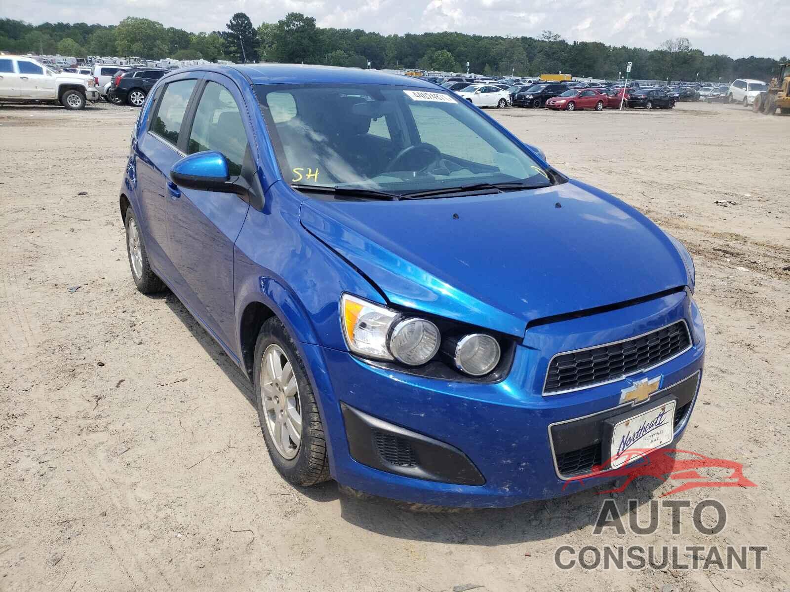 CHEVROLET SONIC 2016 - 1G1JC6SH1G4169618