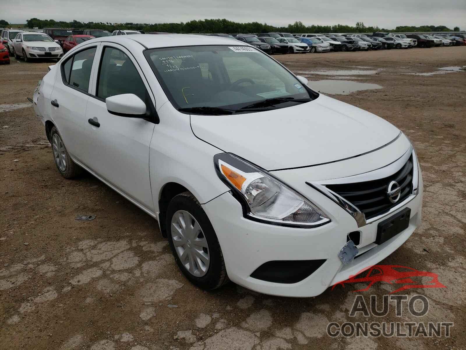 NISSAN VERSA 2017 - 3N1CN7AP6HL864958