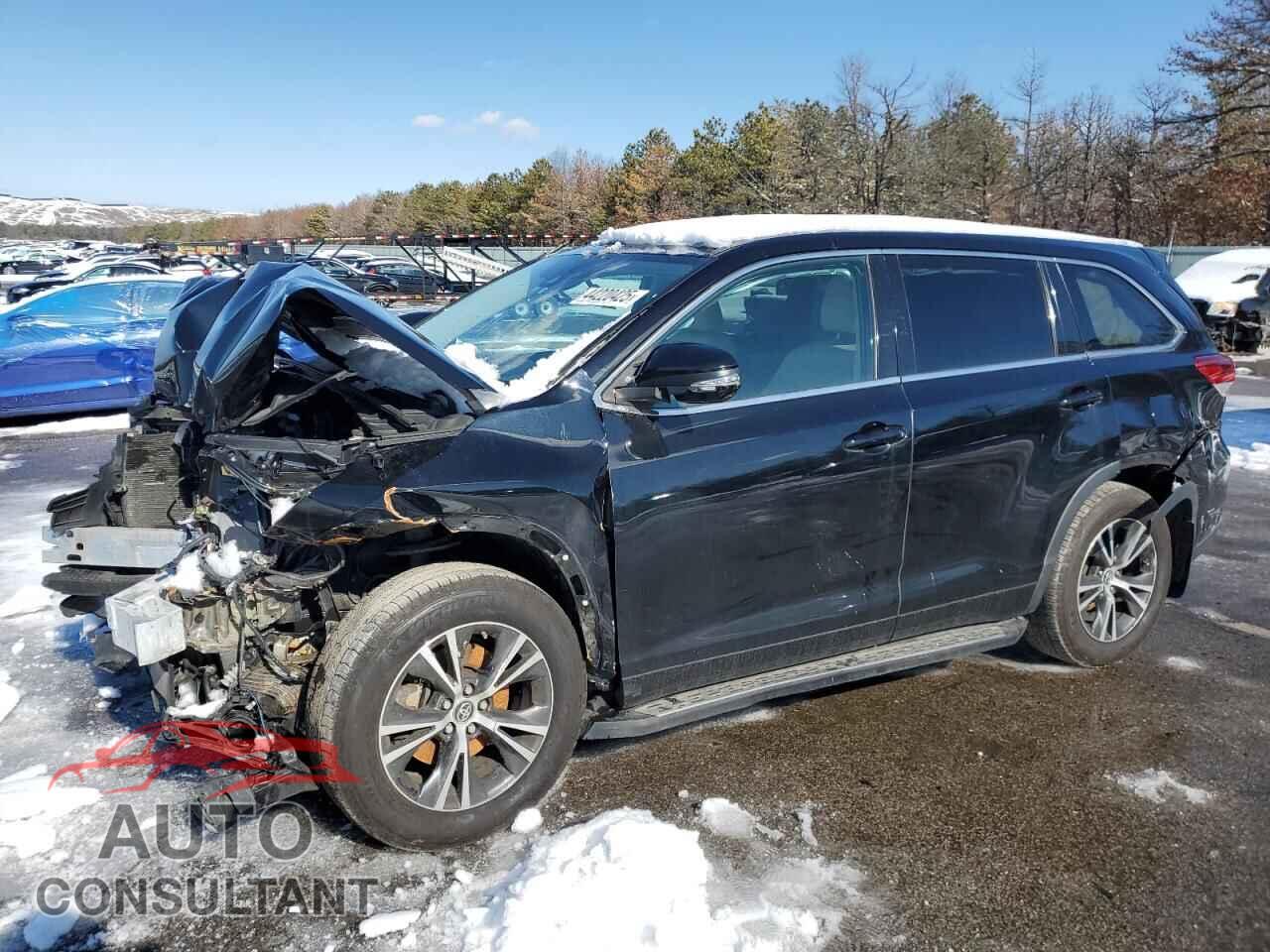 TOYOTA HIGHLANDER 2018 - 5TDBZRFHXJS489957