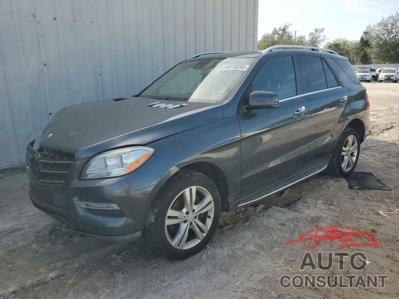 MERCEDES-BENZ M-CLASS 2013 - 4JGDA5HB1DA105403