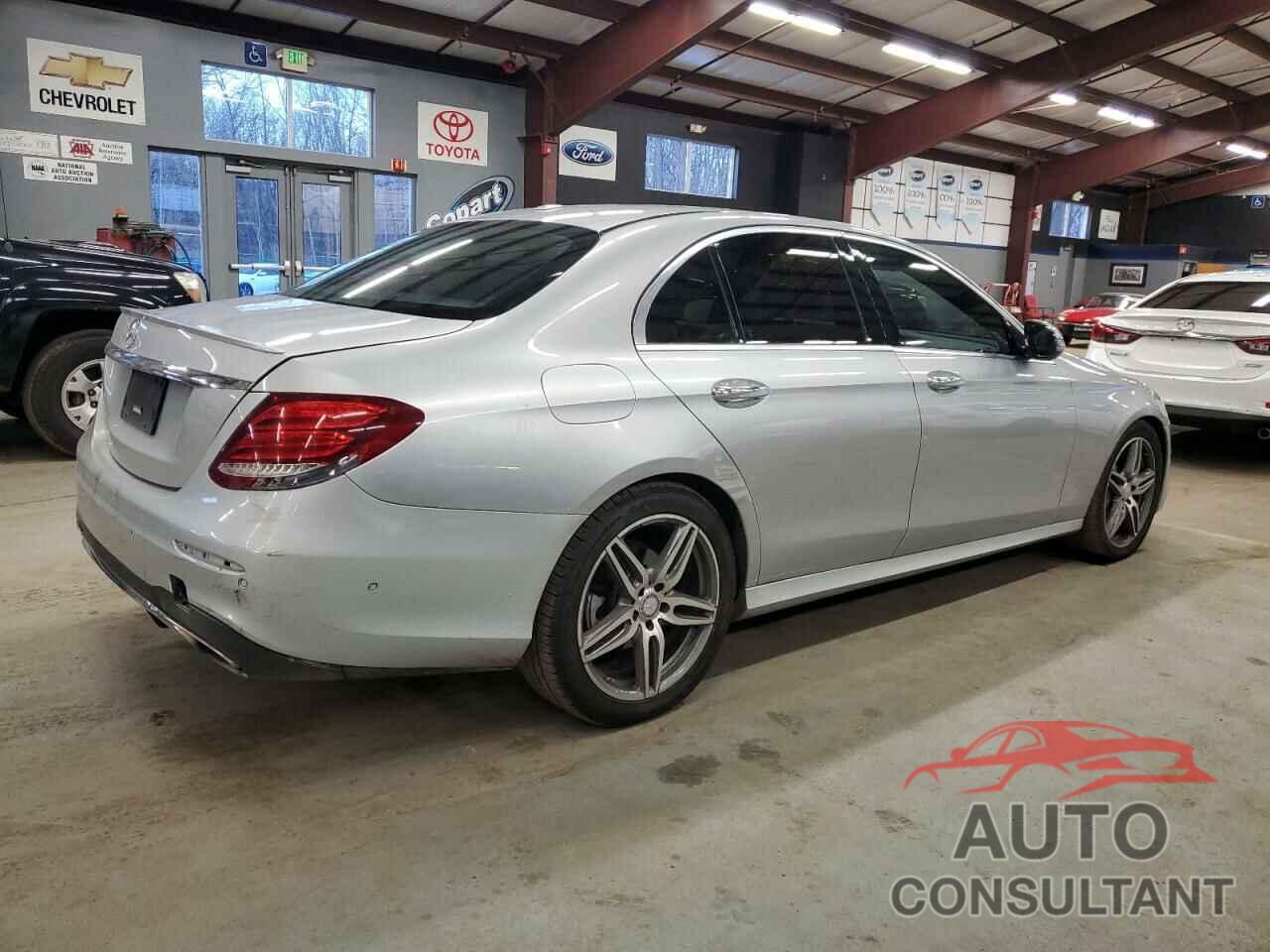 MERCEDES-BENZ E-CLASS 2017 - WDDZF4KB4HA104188