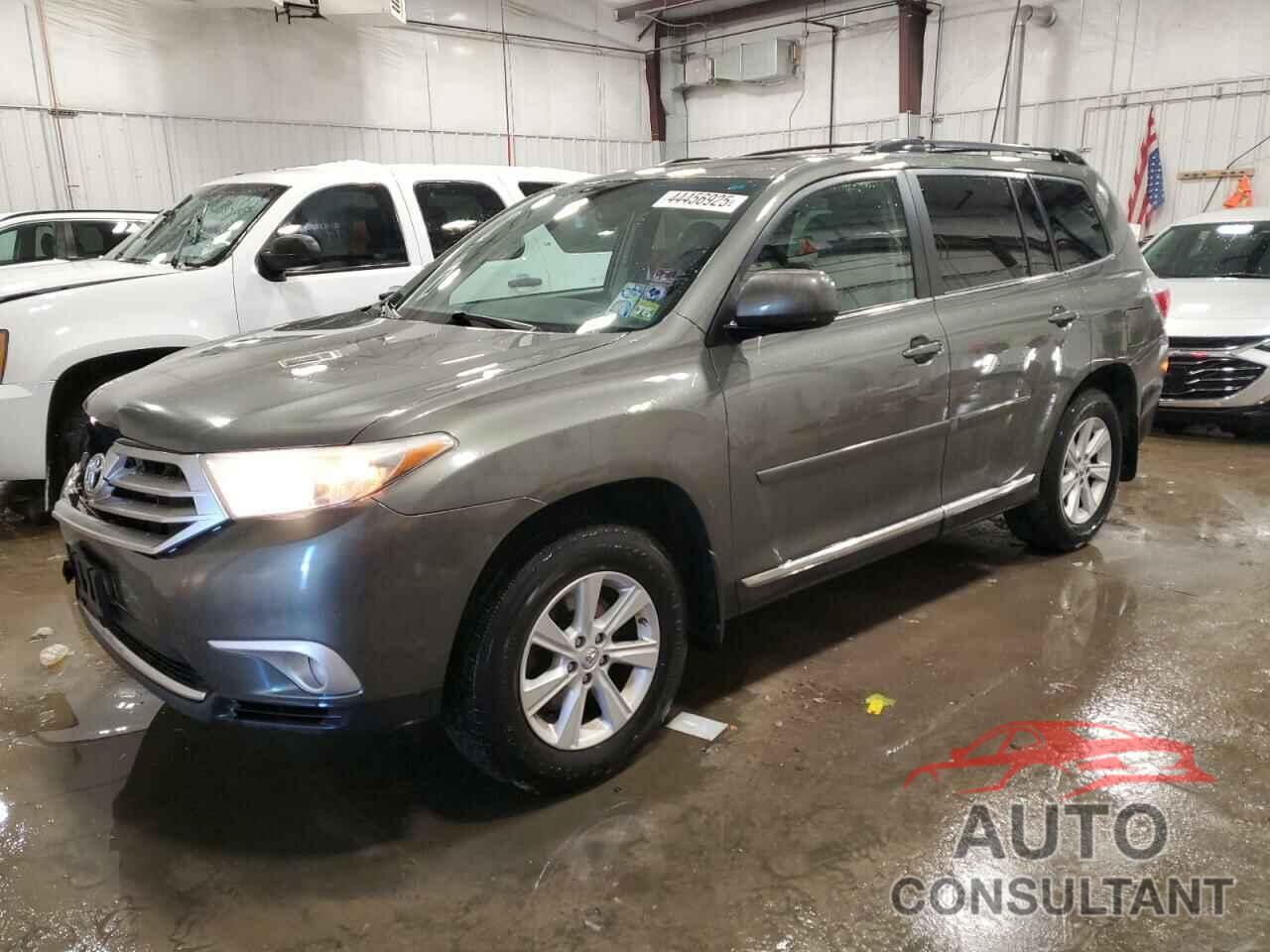 TOYOTA HIGHLANDER 2011 - 5TDBK3EH2BS073728