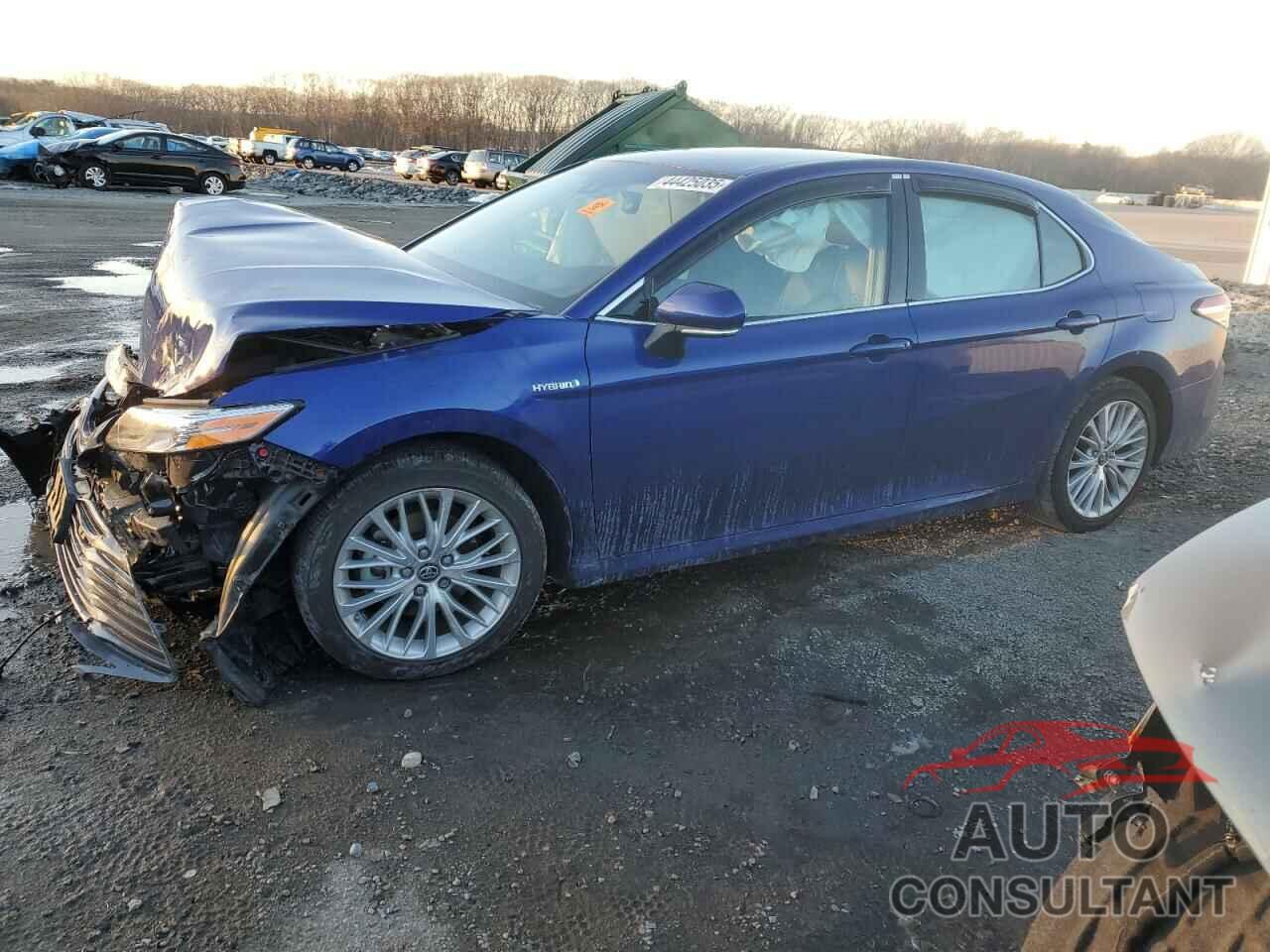 TOYOTA CAMRY 2018 - 4T1B21HK0JU507453
