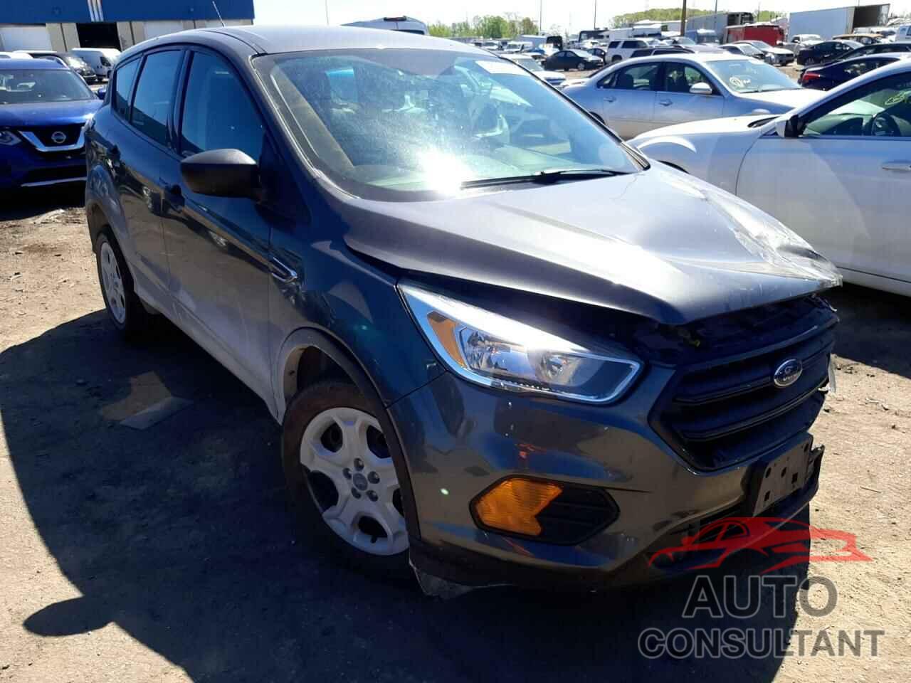 FORD ESCAPE 2017 - 1FMCU0F71HUB87366