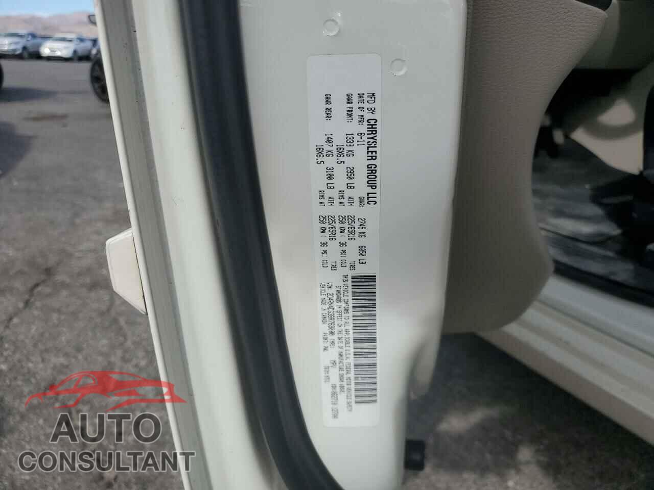 DODGE CARAVAN 2011 - 2D4RN4DG3BR769000