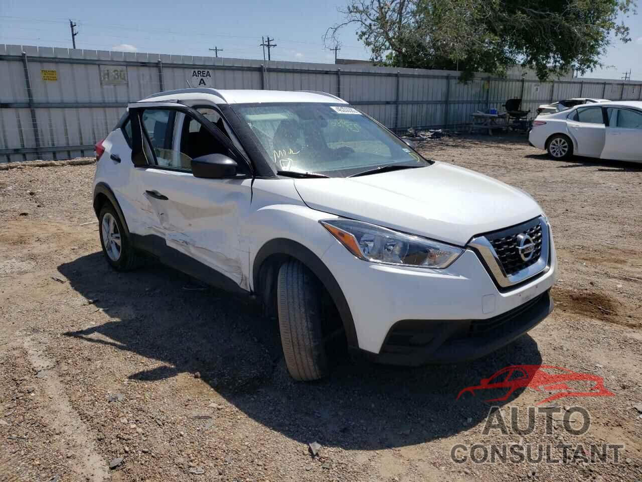 NISSAN KICKS 2018 - 3N1CP5CU2JL512905