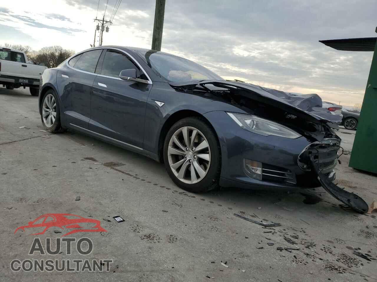 TESLA MODEL S 2015 - 5YJSA1H26FFP78752