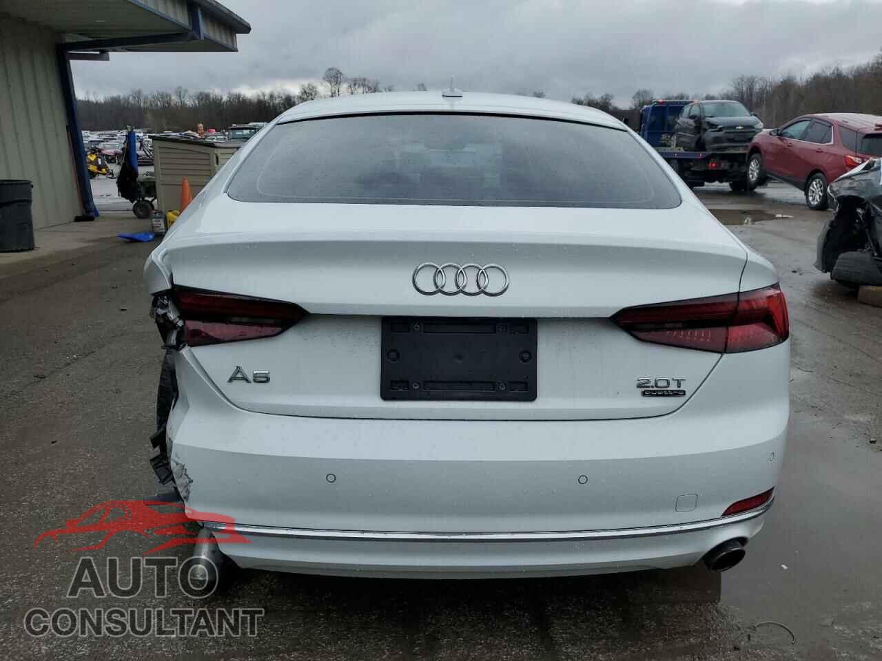 AUDI A5 2018 - WAUBNCF53JA087092