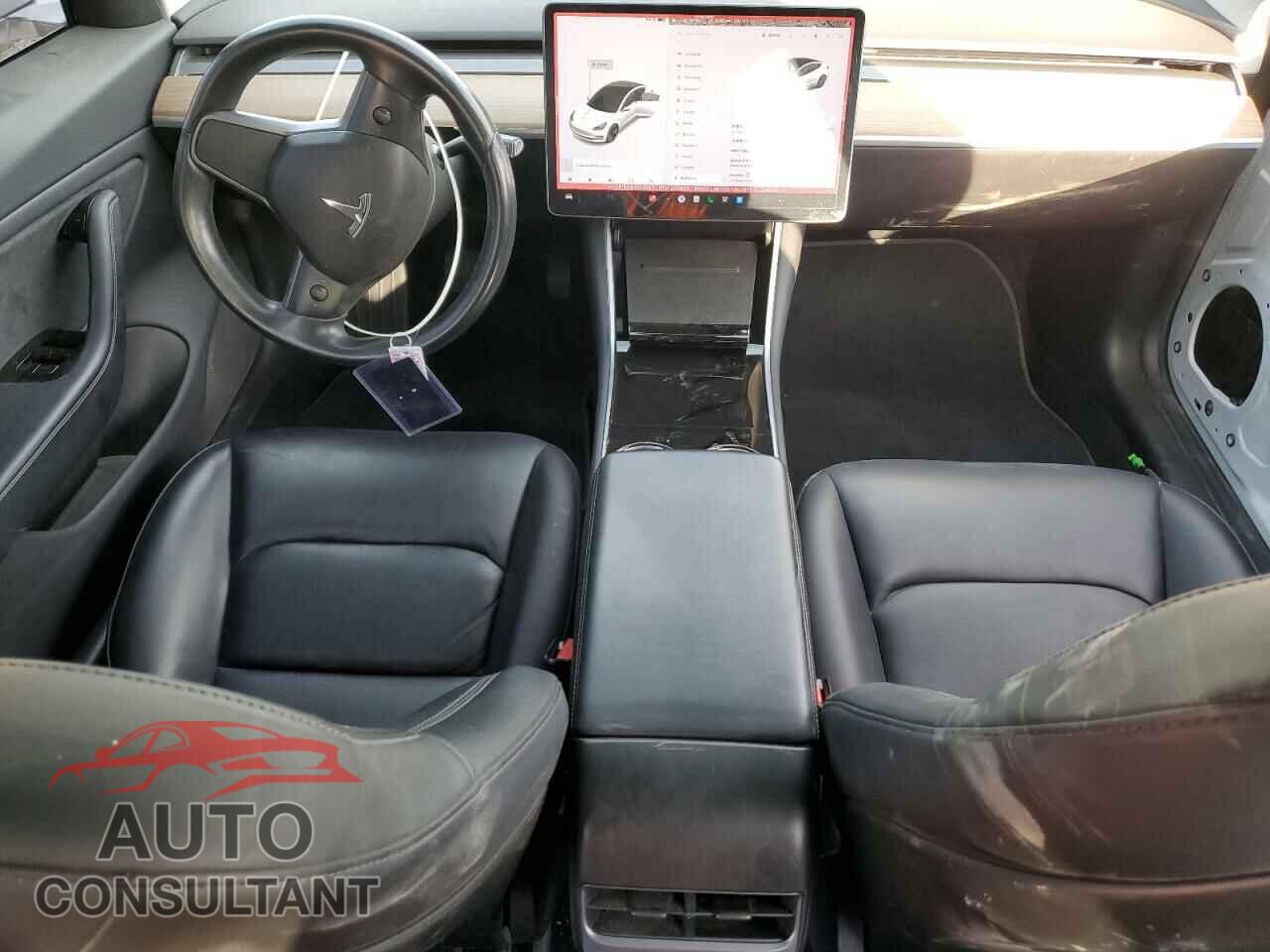 TESLA MODEL 3 2018 - 5YJ3E1EA8JF013247
