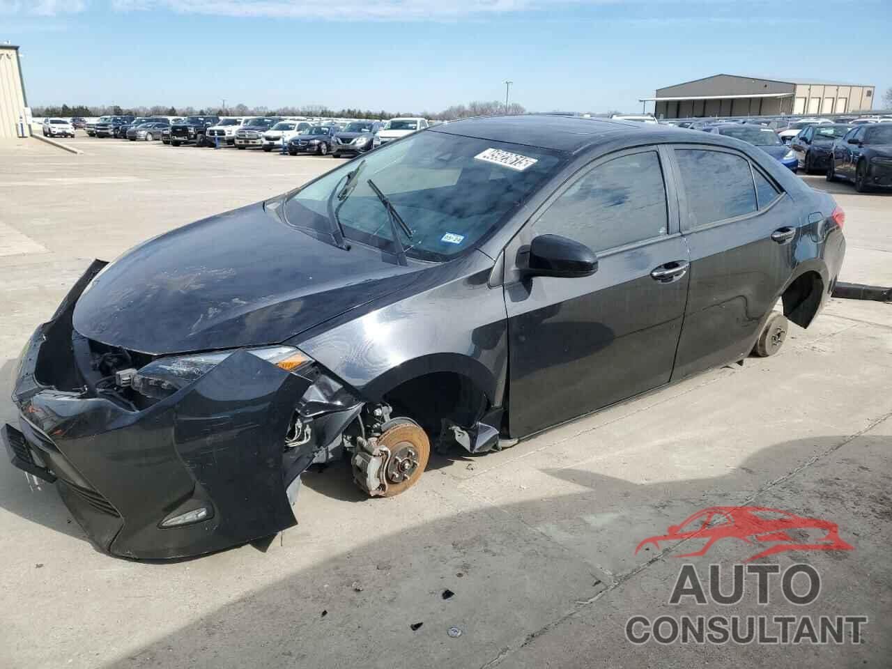 TOYOTA COROLLA 2018 - 5YFBURHE2JP743459
