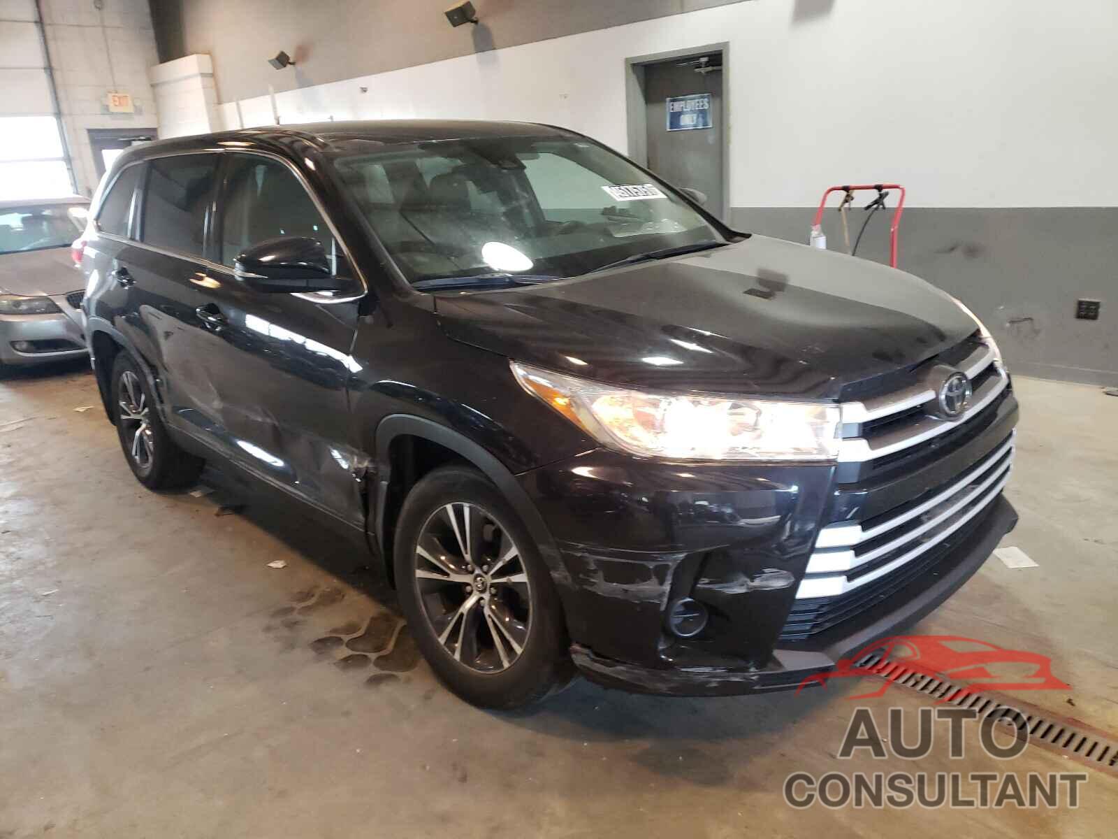 TOYOTA HIGHLANDER 2019 - 5TDBZRFH9KS964404
