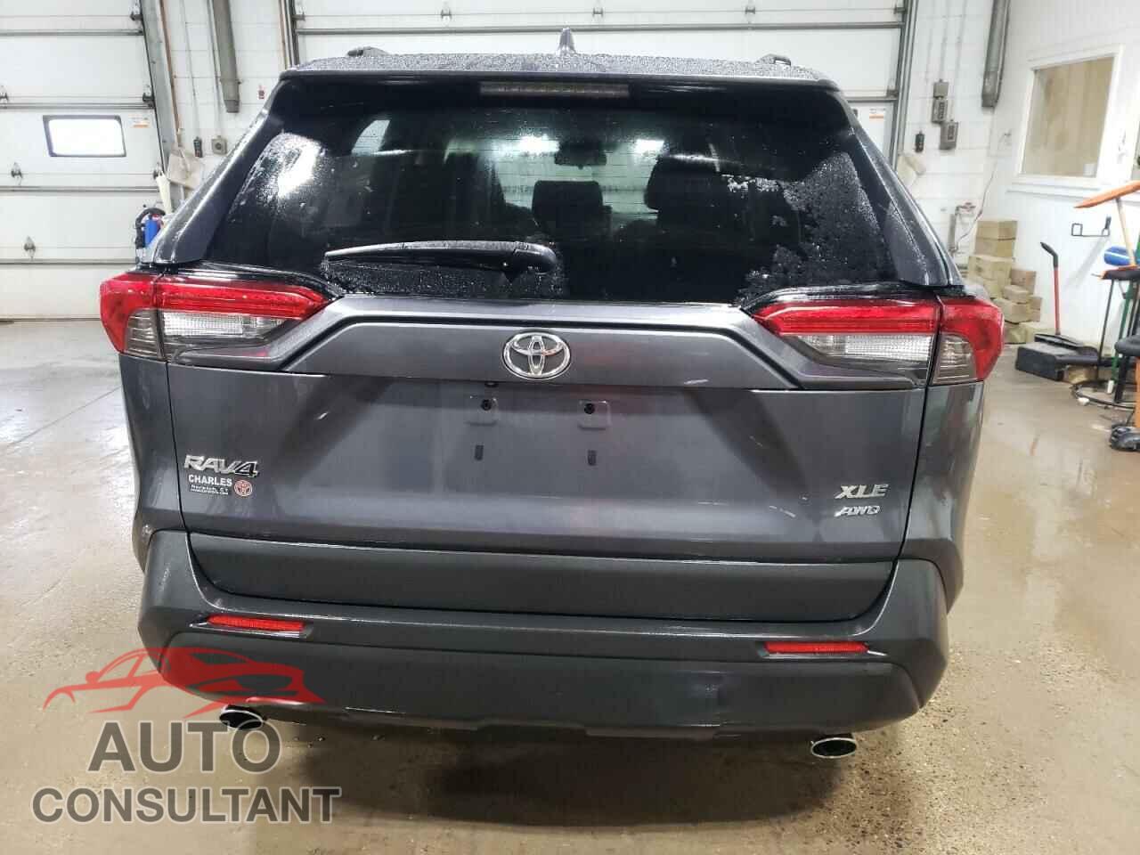 TOYOTA RAV4 2020 - JTMP1RFV9LD057538