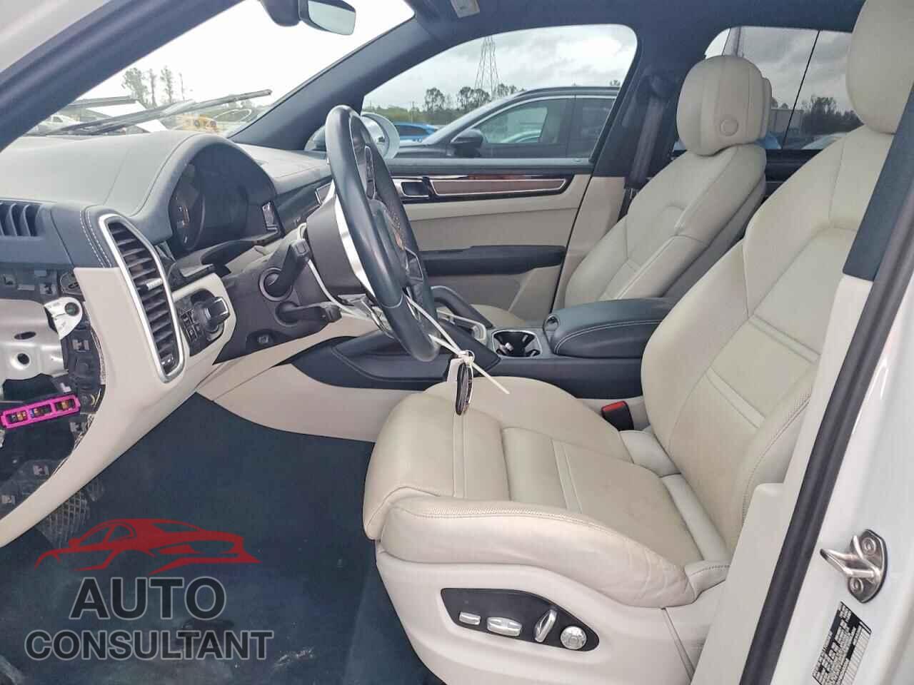 PORSCHE CAYENNE 2019 - WP1AE2AY4KDA50268