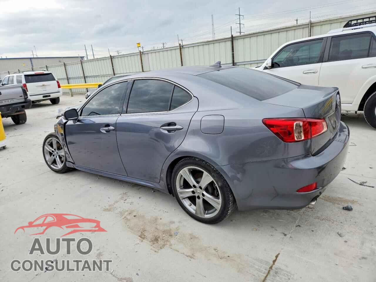 LEXUS IS 2012 - JTHBF5C27C5181427