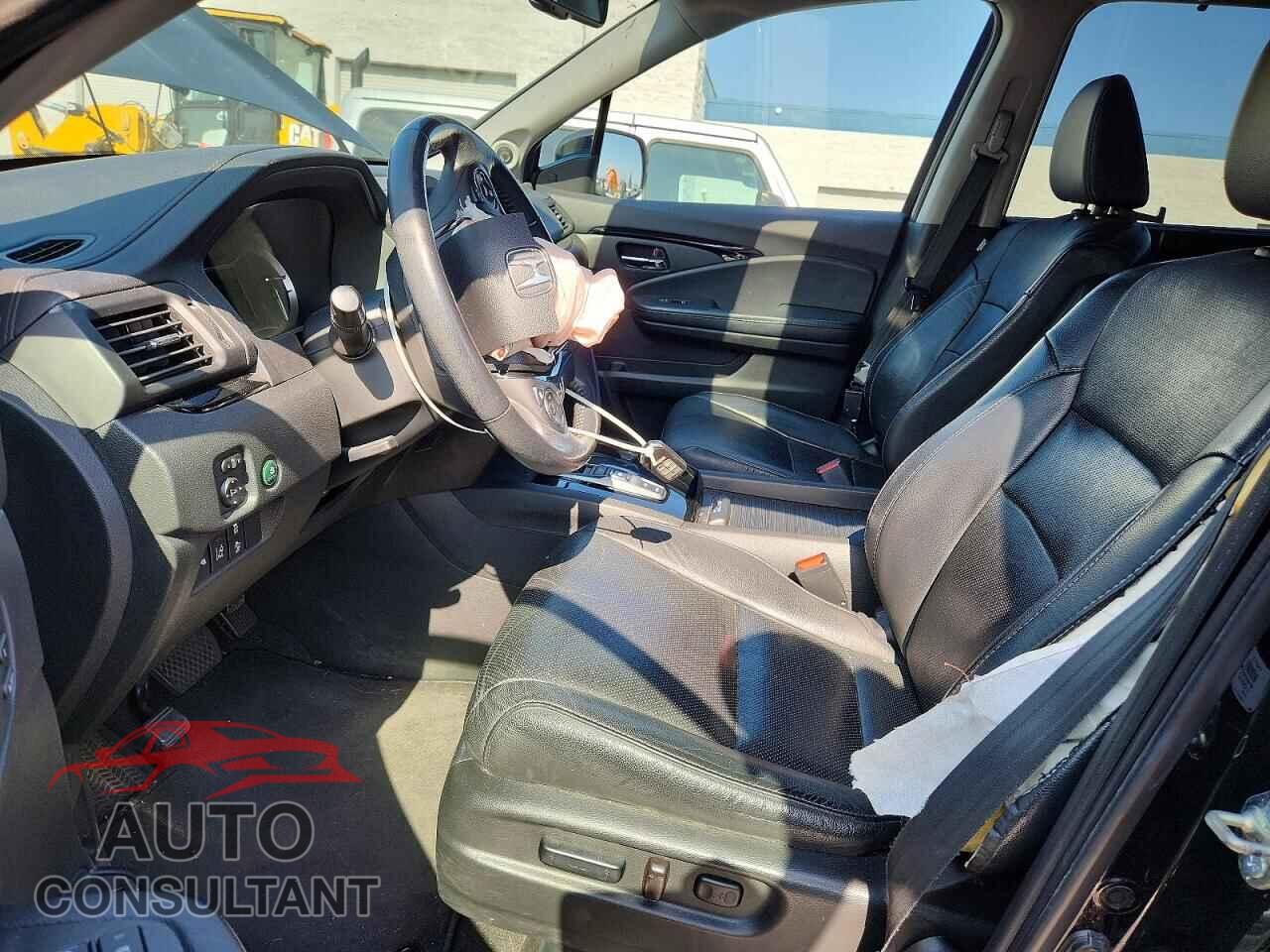 HONDA PILOT 2017 - 5FNYF6H04HB062538