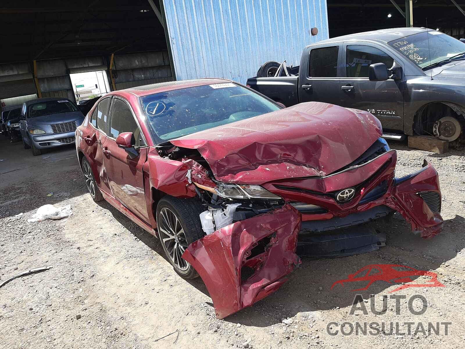 TOYOTA CAMRY 2018 - 4T1B11HKXJU527552