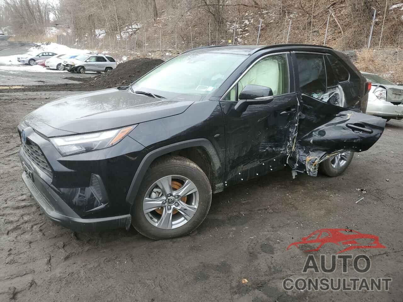 TOYOTA RAV4 2024 - JTMRWRFV8RD246510