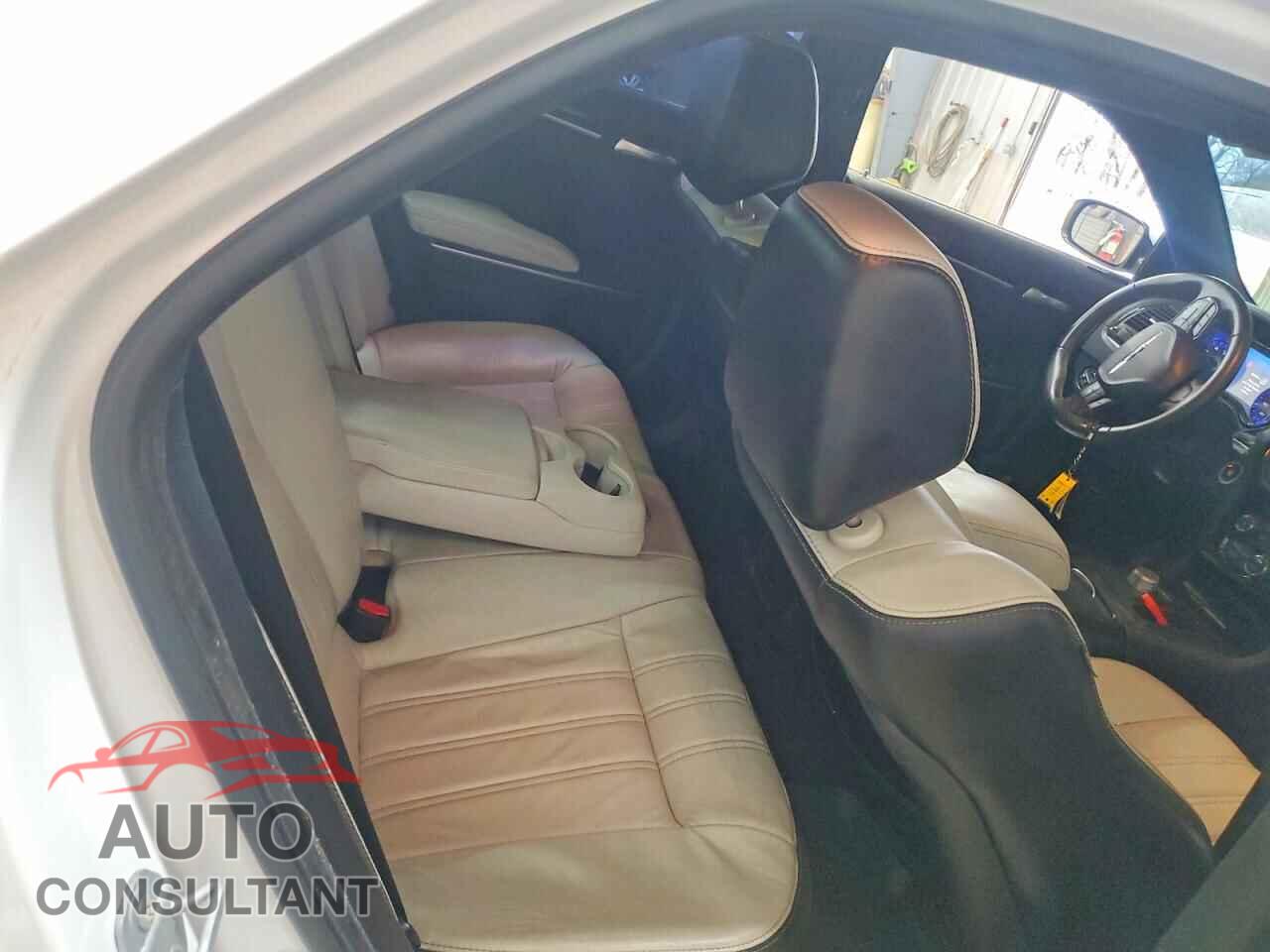 CHRYSLER 300 2017 - 2C3CCABG4HH549877