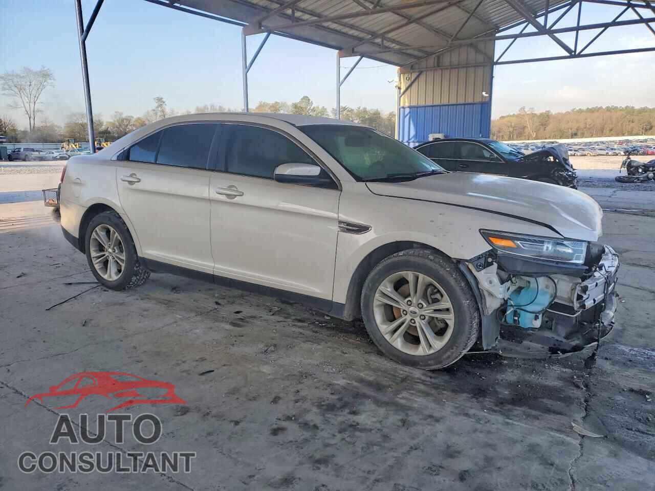 FORD TAURUS 2016 - 1FAHP2E82GG143614