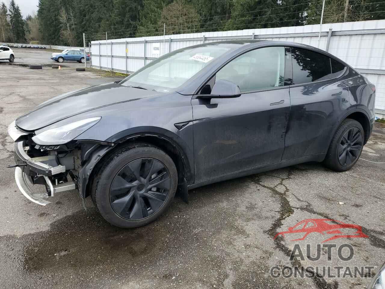 TESLA MODEL Y 2025 - 7SAYGDEE5SF296652