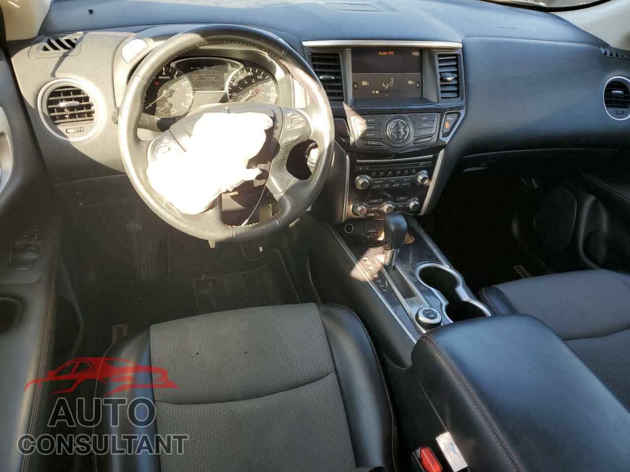 NISSAN PATHFINDER 2020 - 5N1DR2BM7LC648212