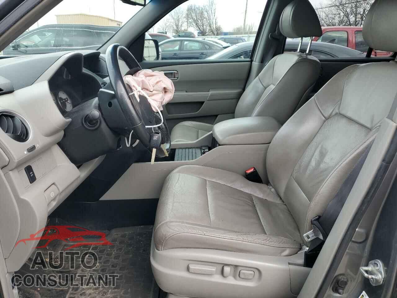 HONDA PILOT 2009 - 5FNYF48559B008019