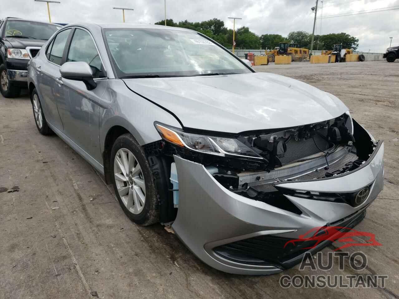 TOYOTA CAMRY 2021 - 4T1C11AK3MU615815