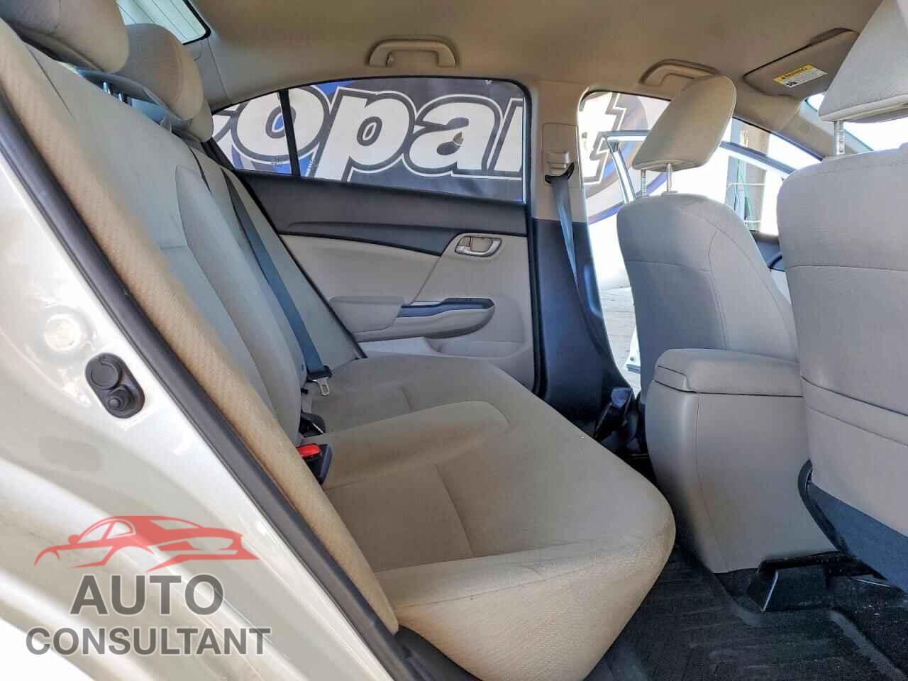 HONDA CIVIC 2013 - 2HGFB2F54DH578074
