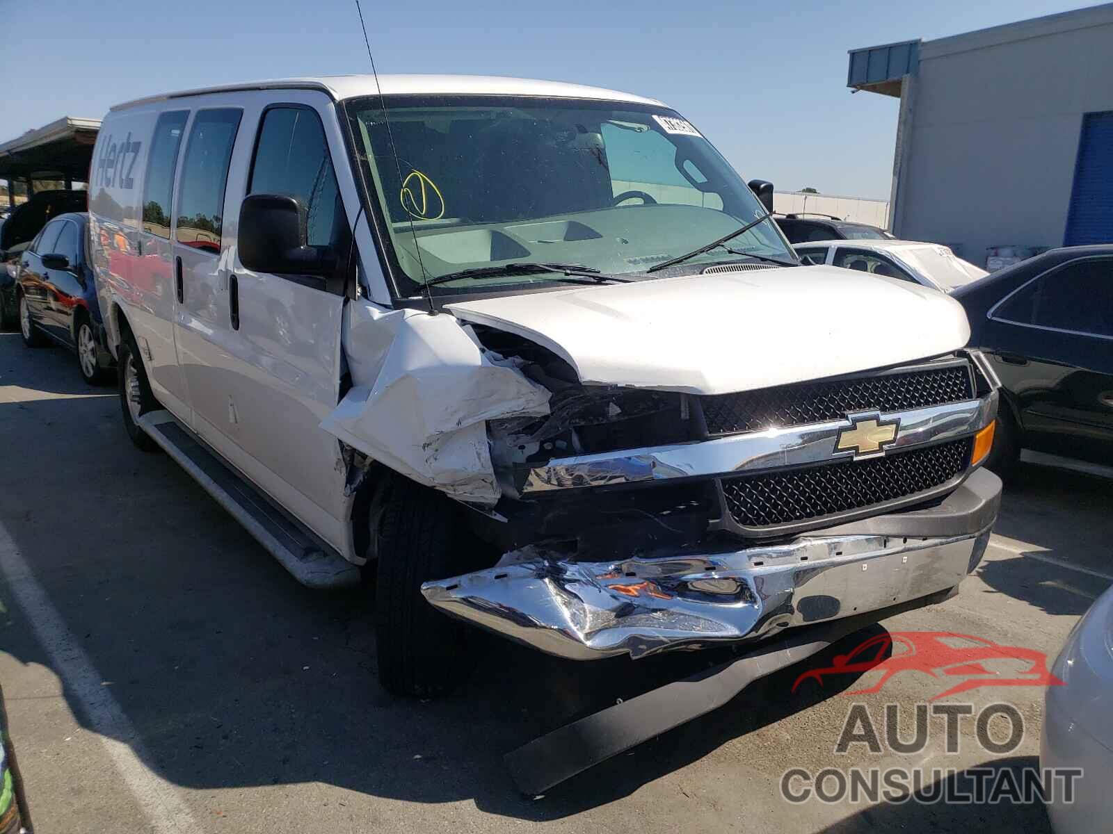 CHEVROLET EXPRESS 2018 - 1GCWGAFG1J1905200