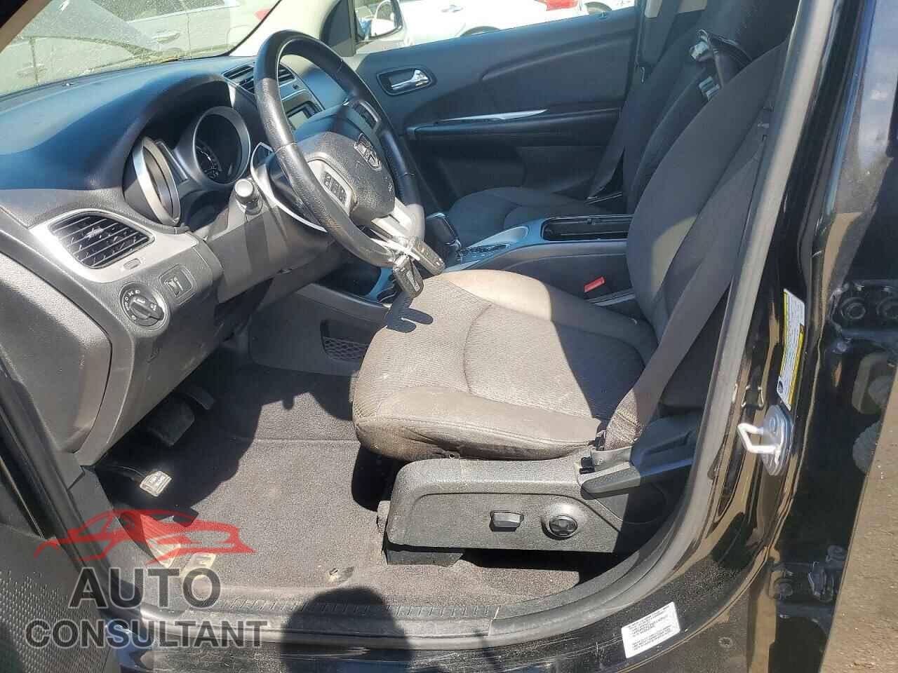 DODGE JOURNEY 2017 - 3C4PDCBB9HT557247