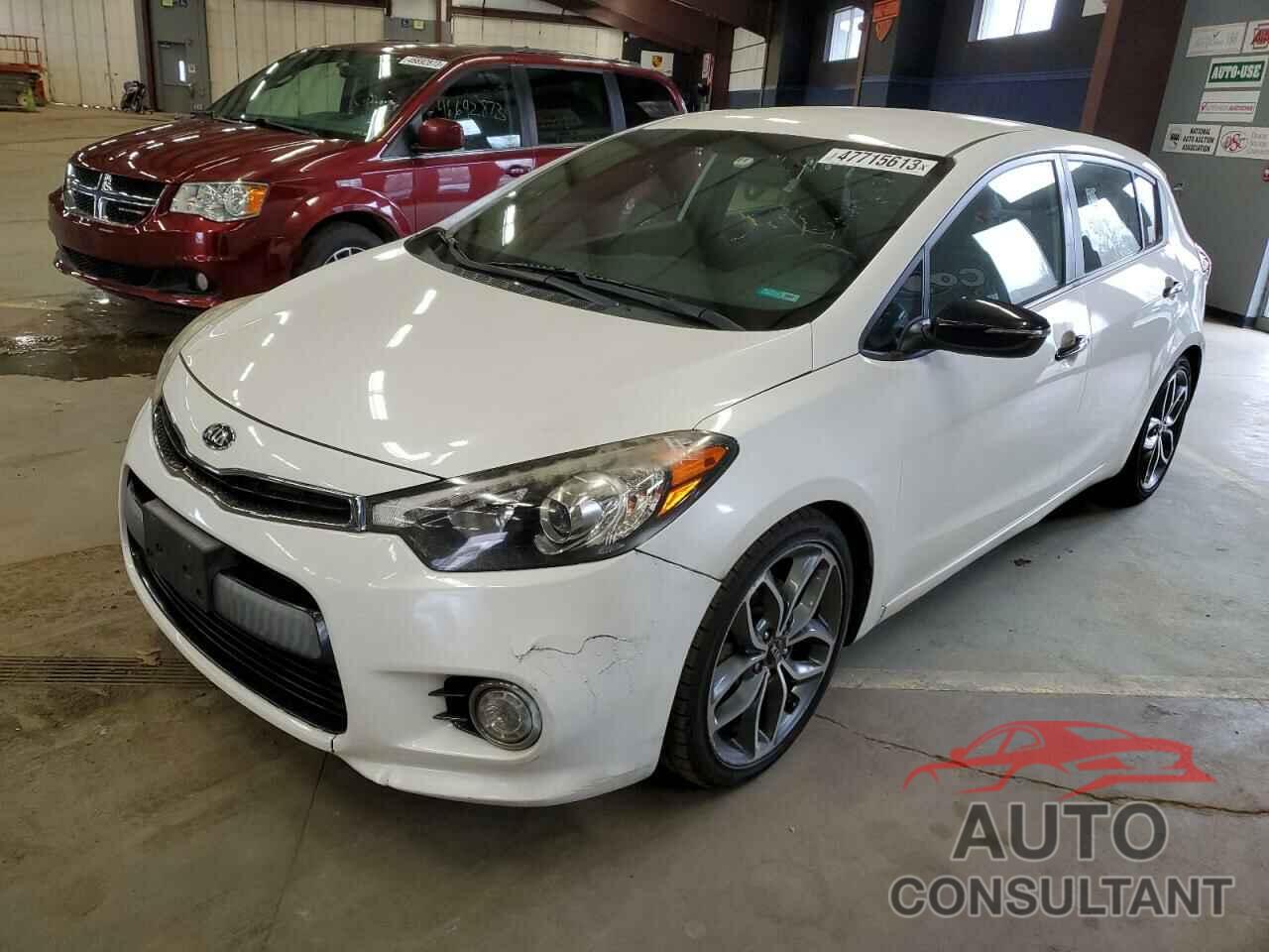 KIA FORTE 2015 - KNAFZ5A35F5396604