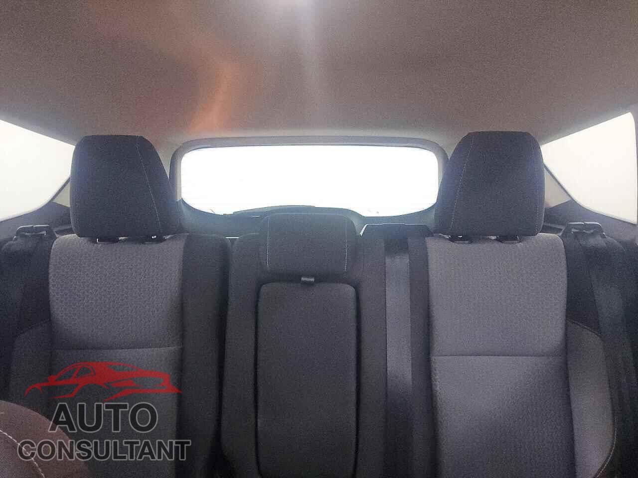FORD ESCAPE 2018 - 1FMCU0GD7JUB17543