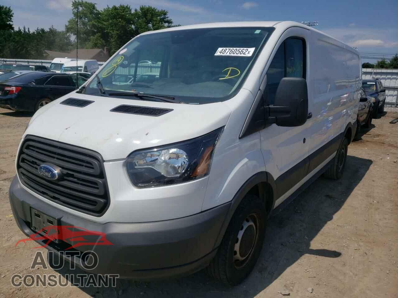 FORD TRANSIT 2017 - 1FTYR1YM3HKA33693