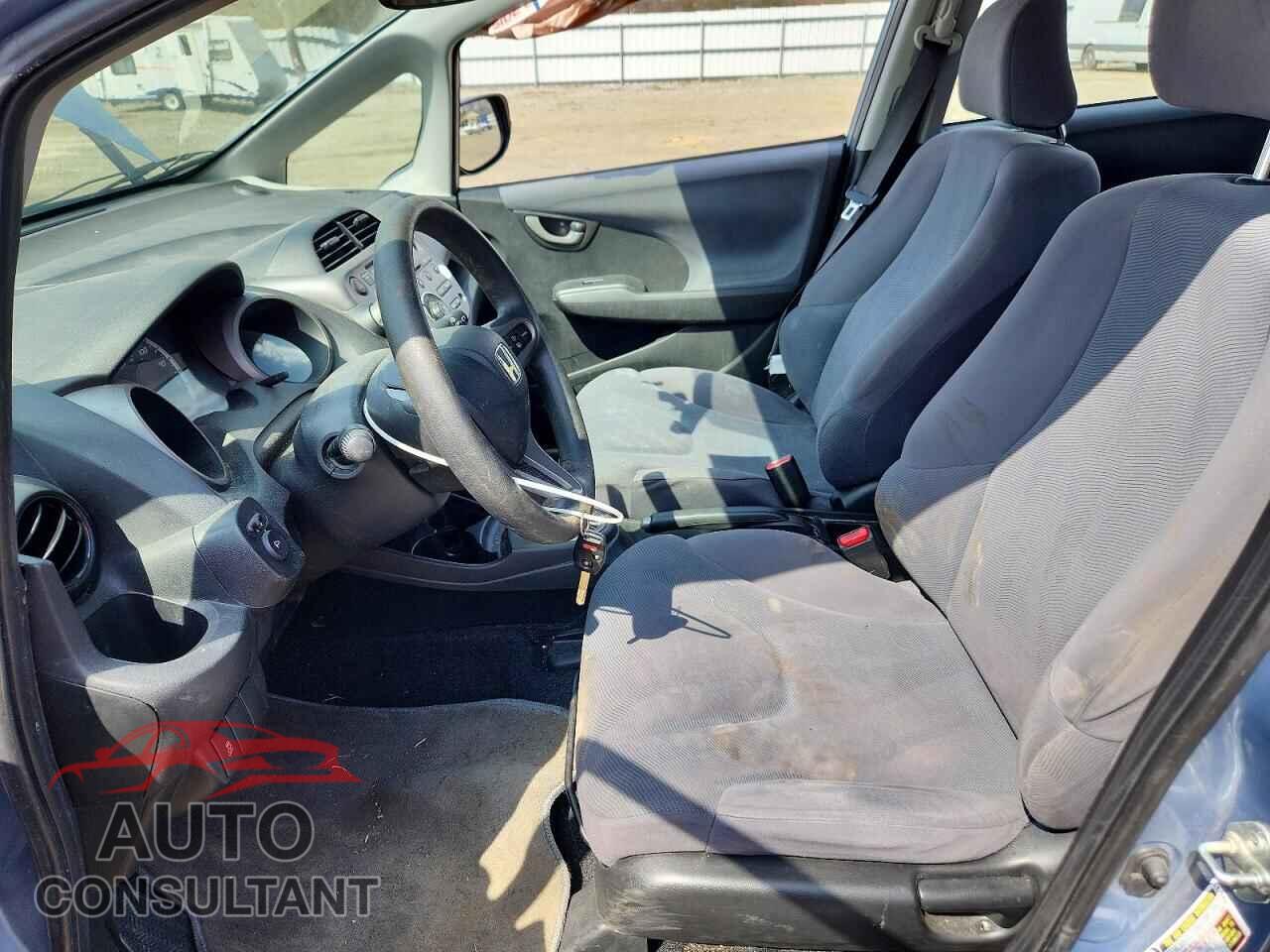 HONDA FIT 2011 - JHMGE8H38BC028089