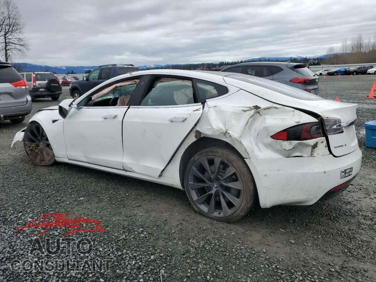 TESLA MODEL S 2018 - 5YJSA1E2XJF243145