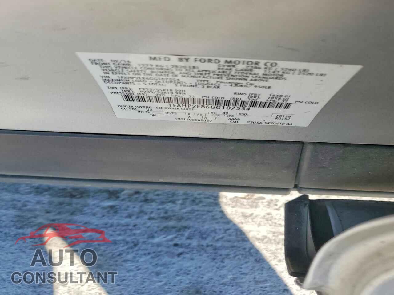 FORD TAURUS 2016 - 1FAHP2E86GG107554