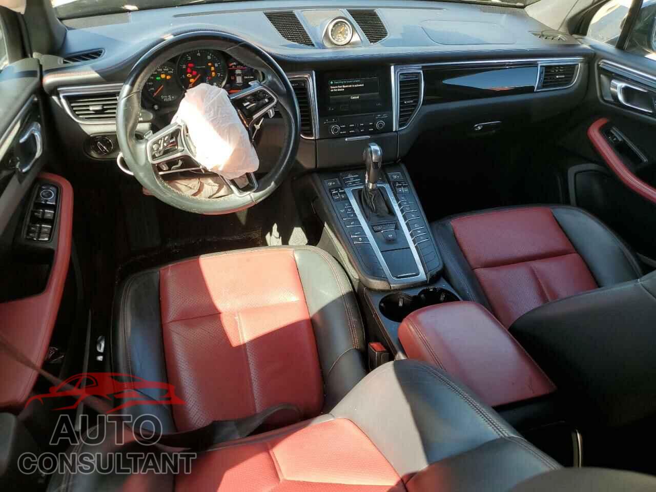 PORSCHE MACAN 2017 - WP1AA2A56HLB00829