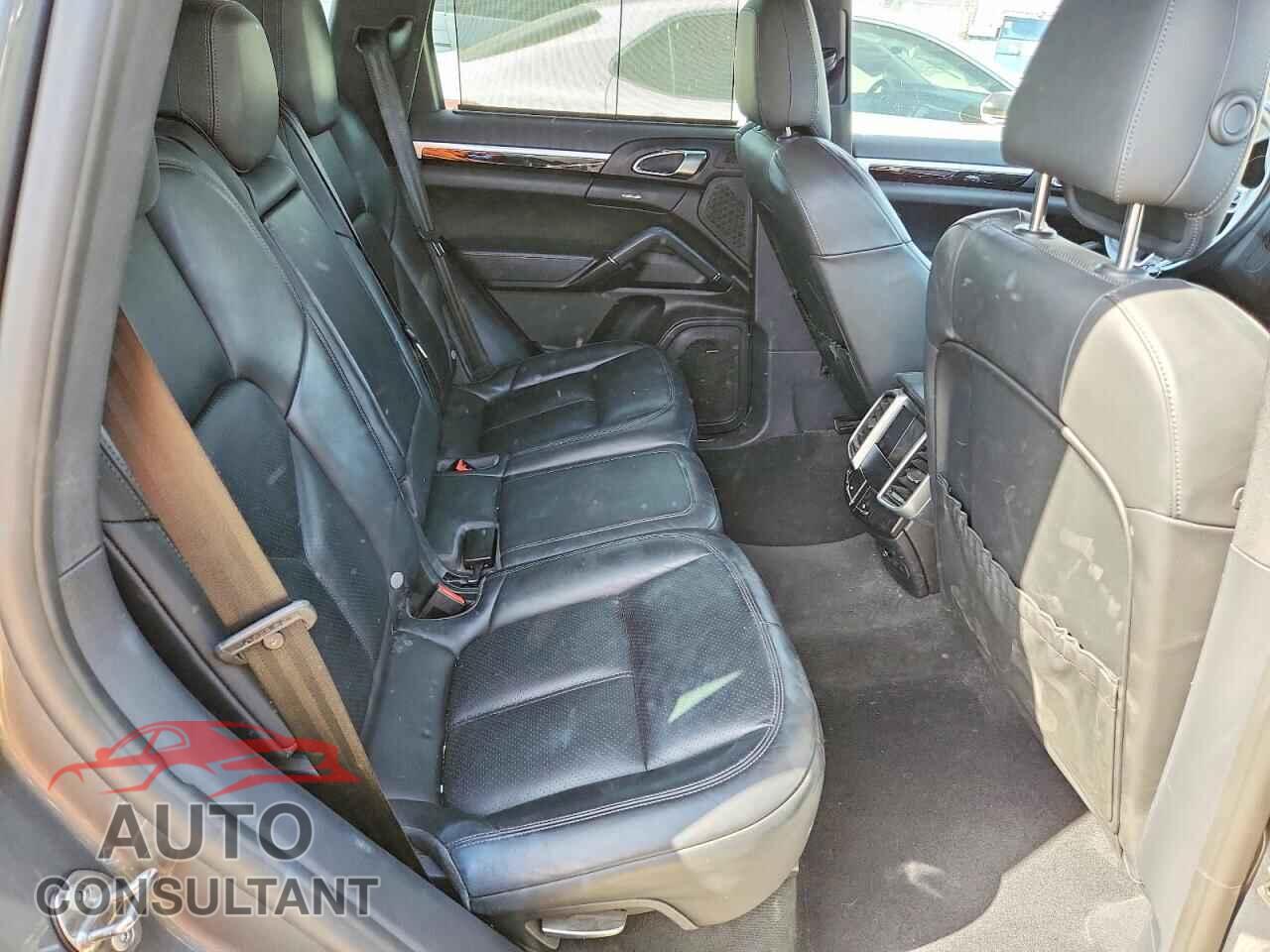 PORSCHE CAYENNE 2016 - WP1AE2A28GLA63825