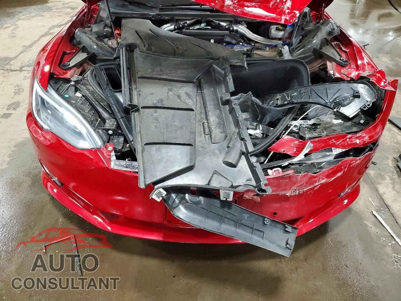 TESLA MODEL S 2018 - 5YJSA1E24JF244601