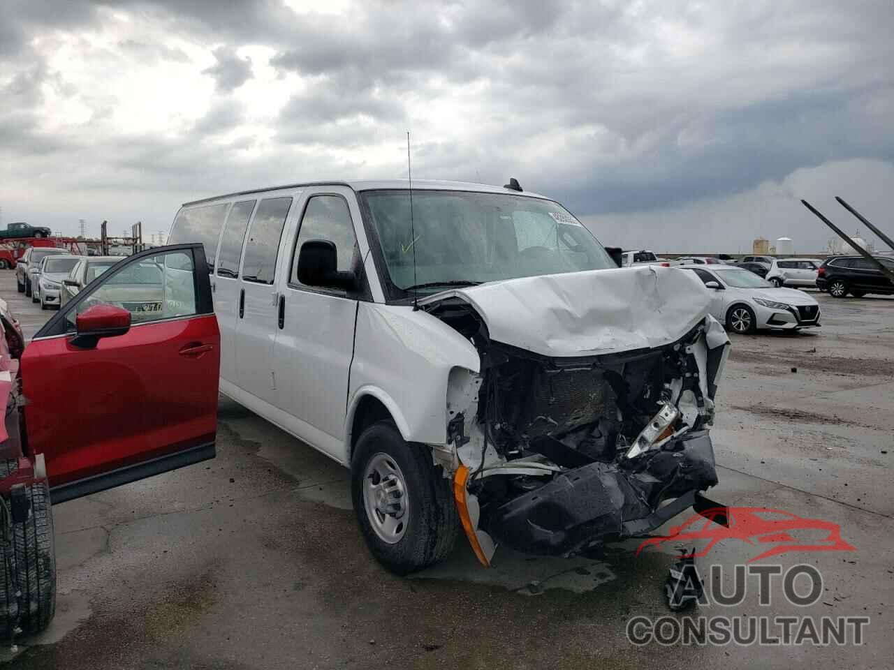 CHEVROLET EXPRESS 2021 - 1GAZGNF77M1153360