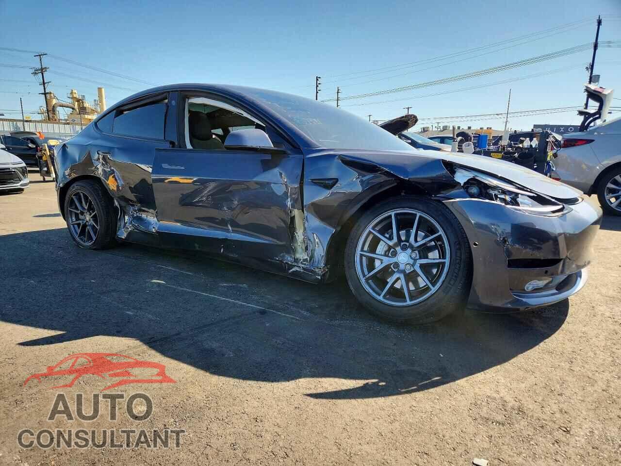TESLA MODEL 3 2021 - 5YJ3E1EA1MF997393
