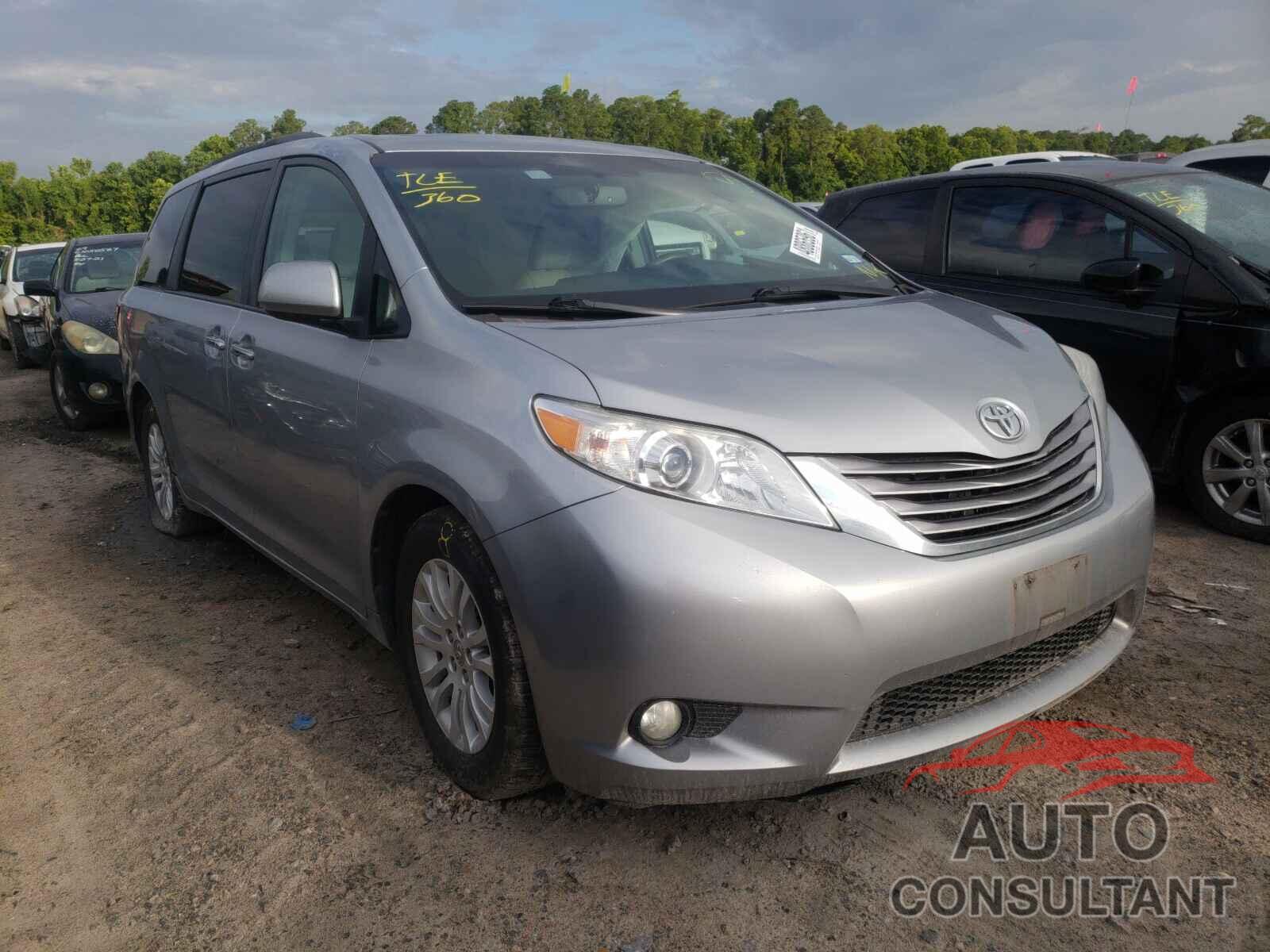 TOYOTA SIENNA 2017 - 5TDYZ3DC4HS812649