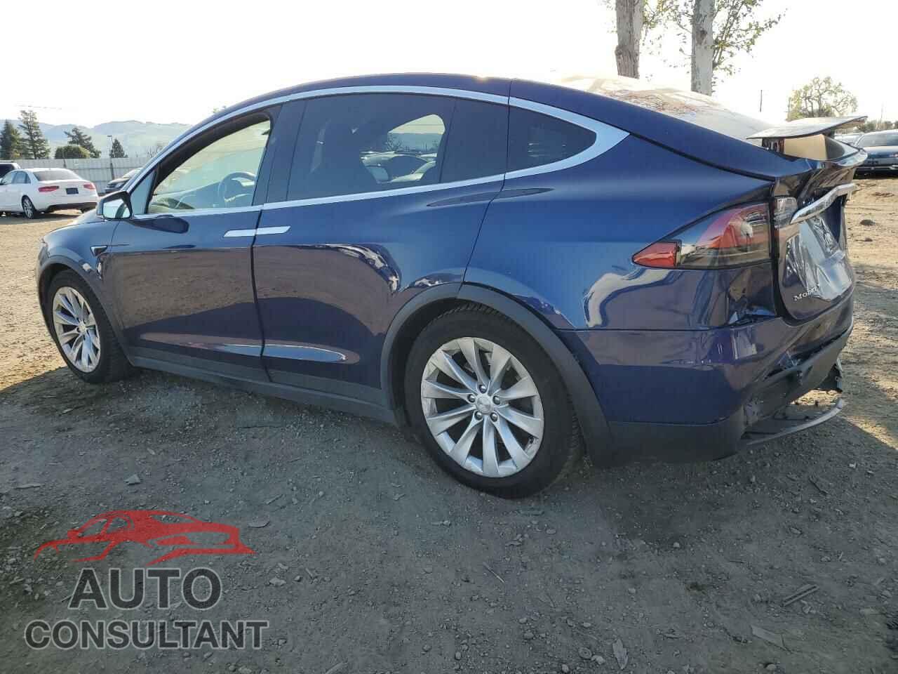 TESLA MODEL X 2018 - 5YJXCBE29JF091638
