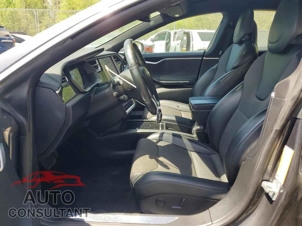 TESLA MODEL S 2017 - 5YJSA1E25HF219359
