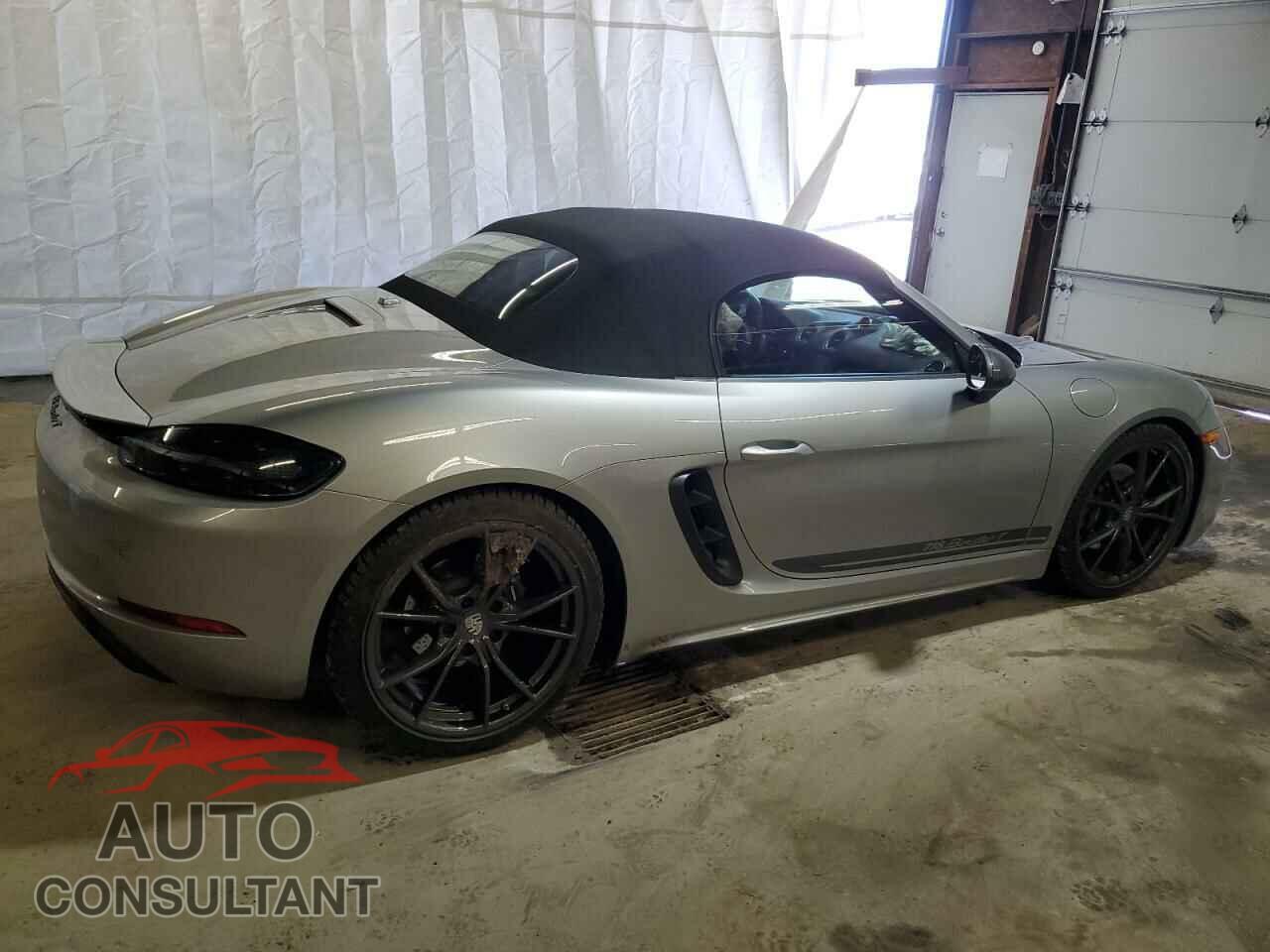 PORSCHE BOXSTER 2022 - WP0CA2A81NS205199